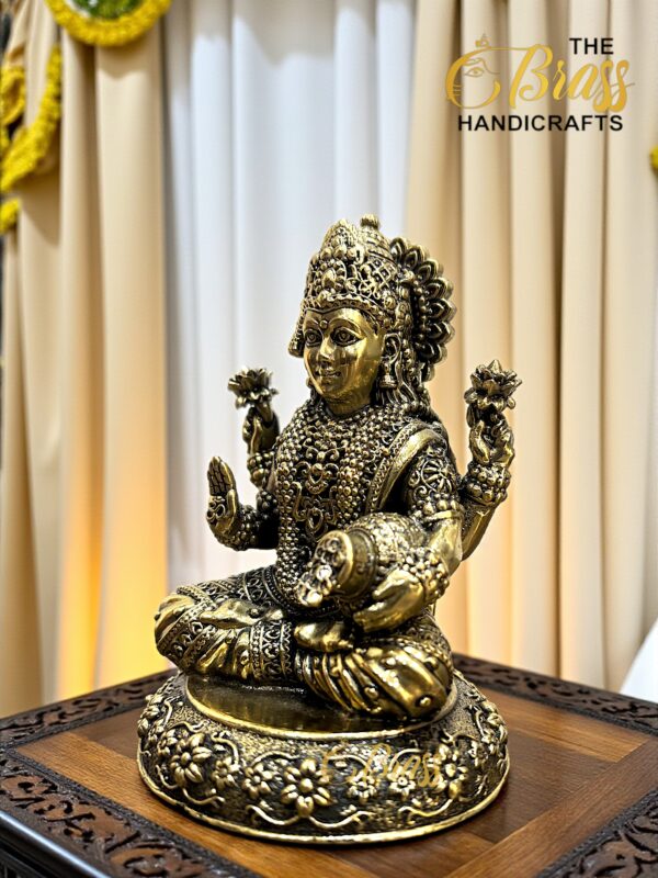 Pure Brass Lakshmi Statue | Superfine Lost Wax Casting | Intricately Carved Laxmi Idol for Home & Temple Decor | Diwali Gift - Image 2