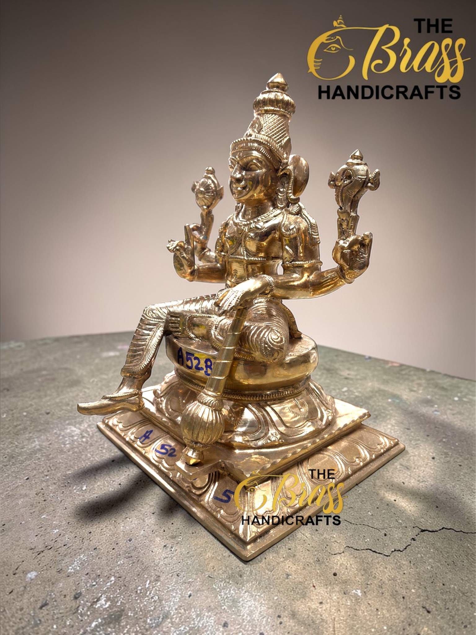 Pure Panchaloha Vishnu Idol from Swamimalai