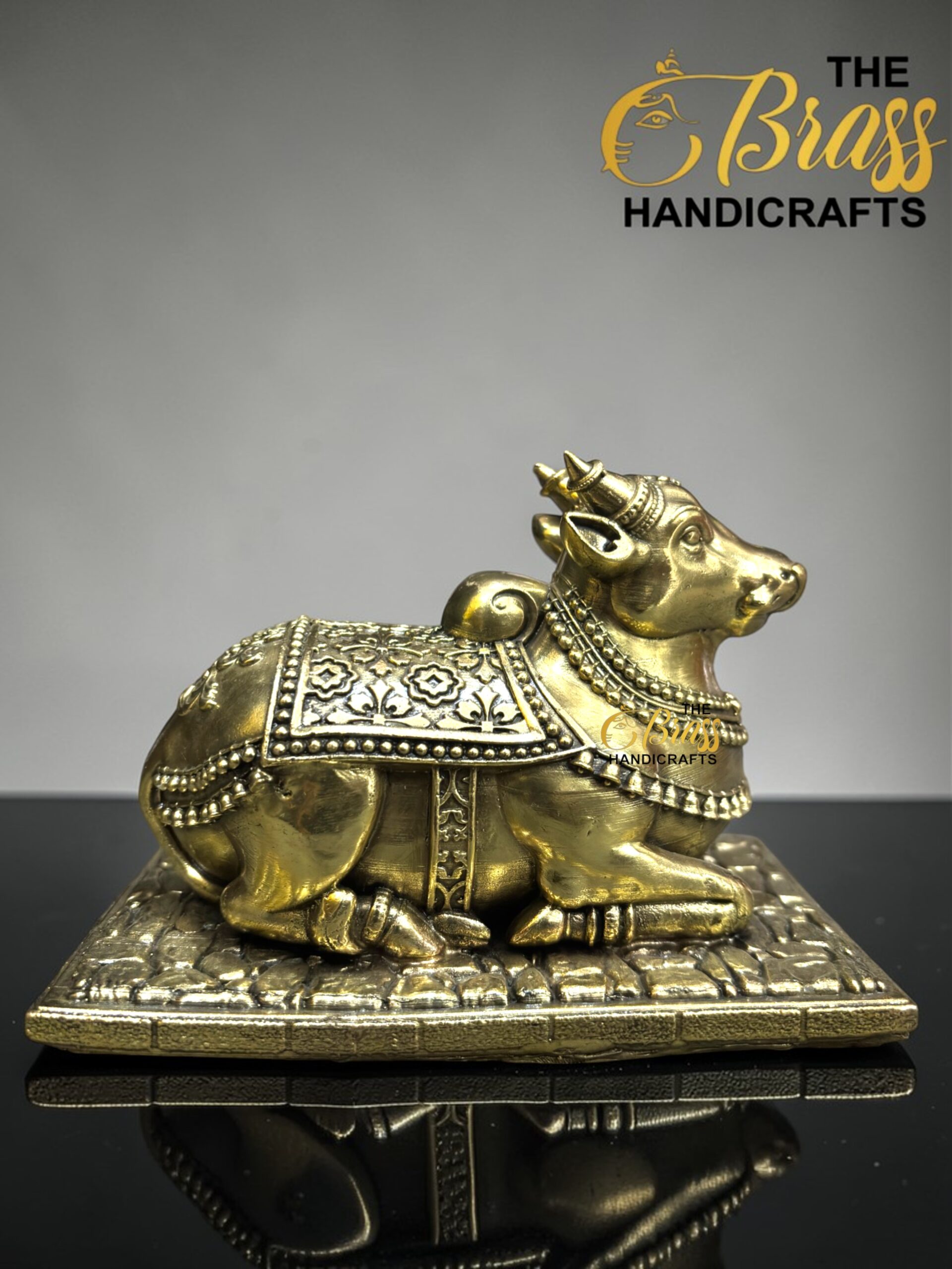 nandi bull statue