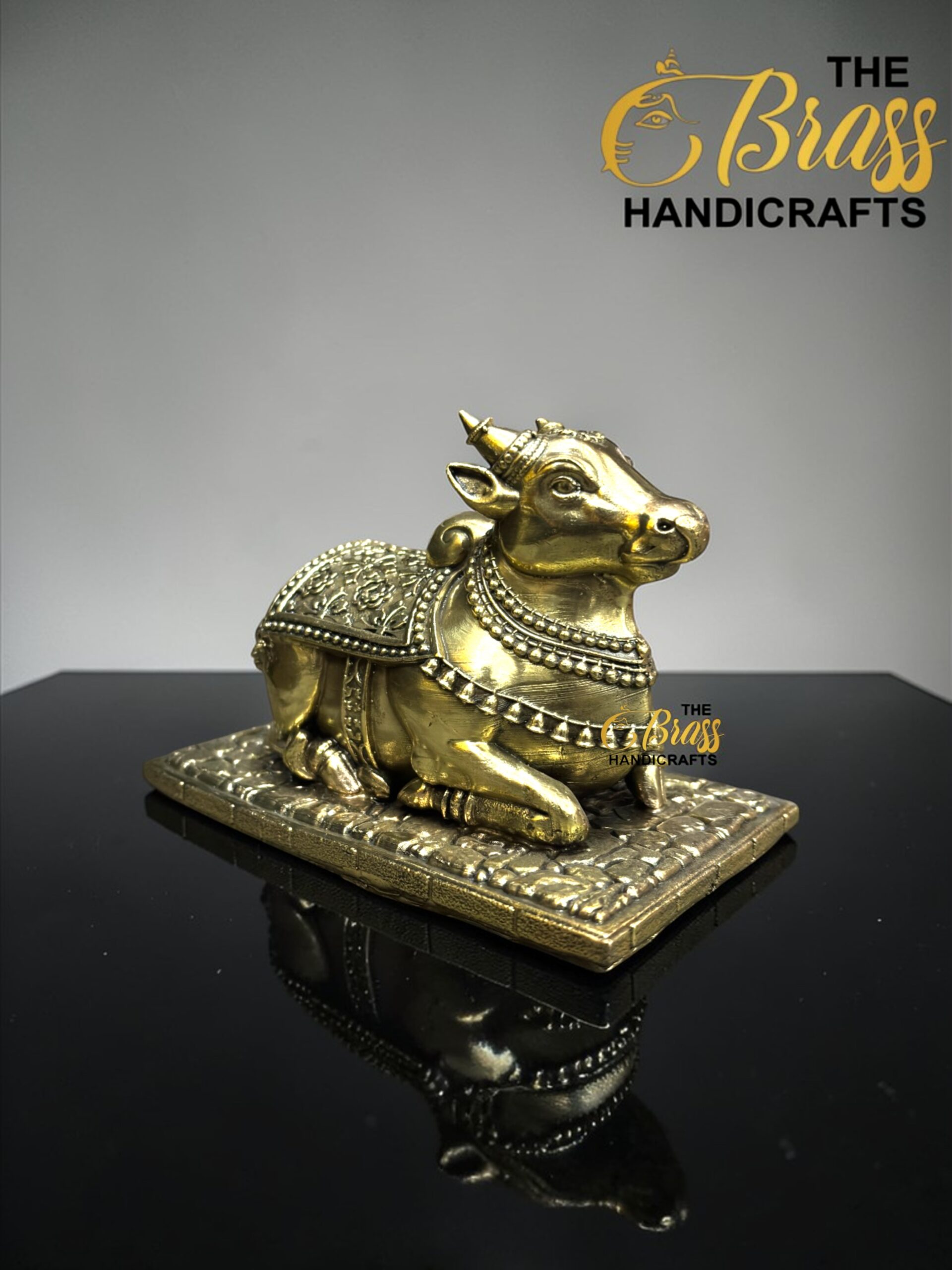 nandi bull statue