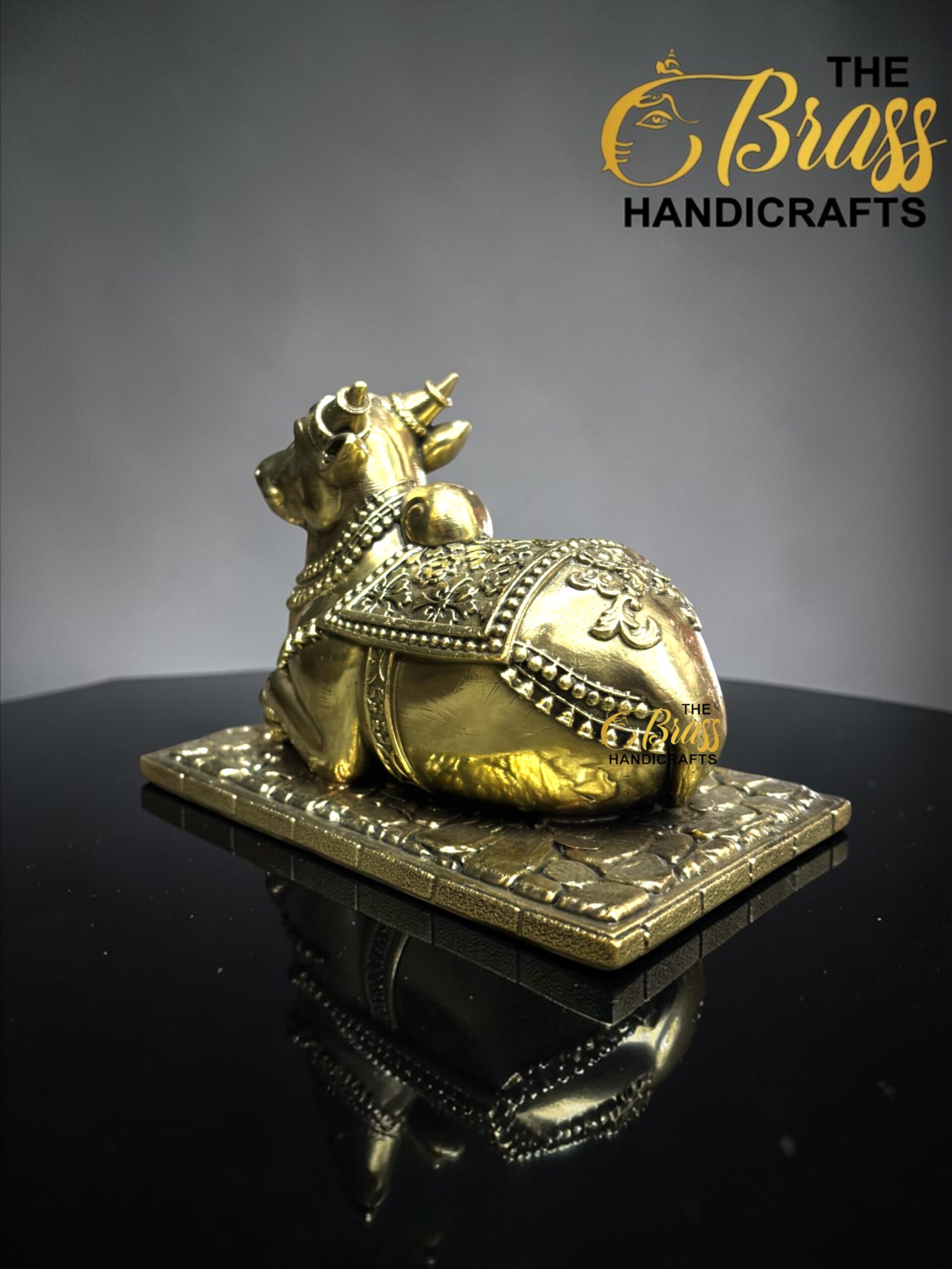 nandi bull statue